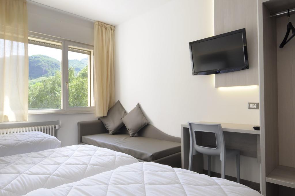 Hotel Ariston Болзано Екстериор снимка