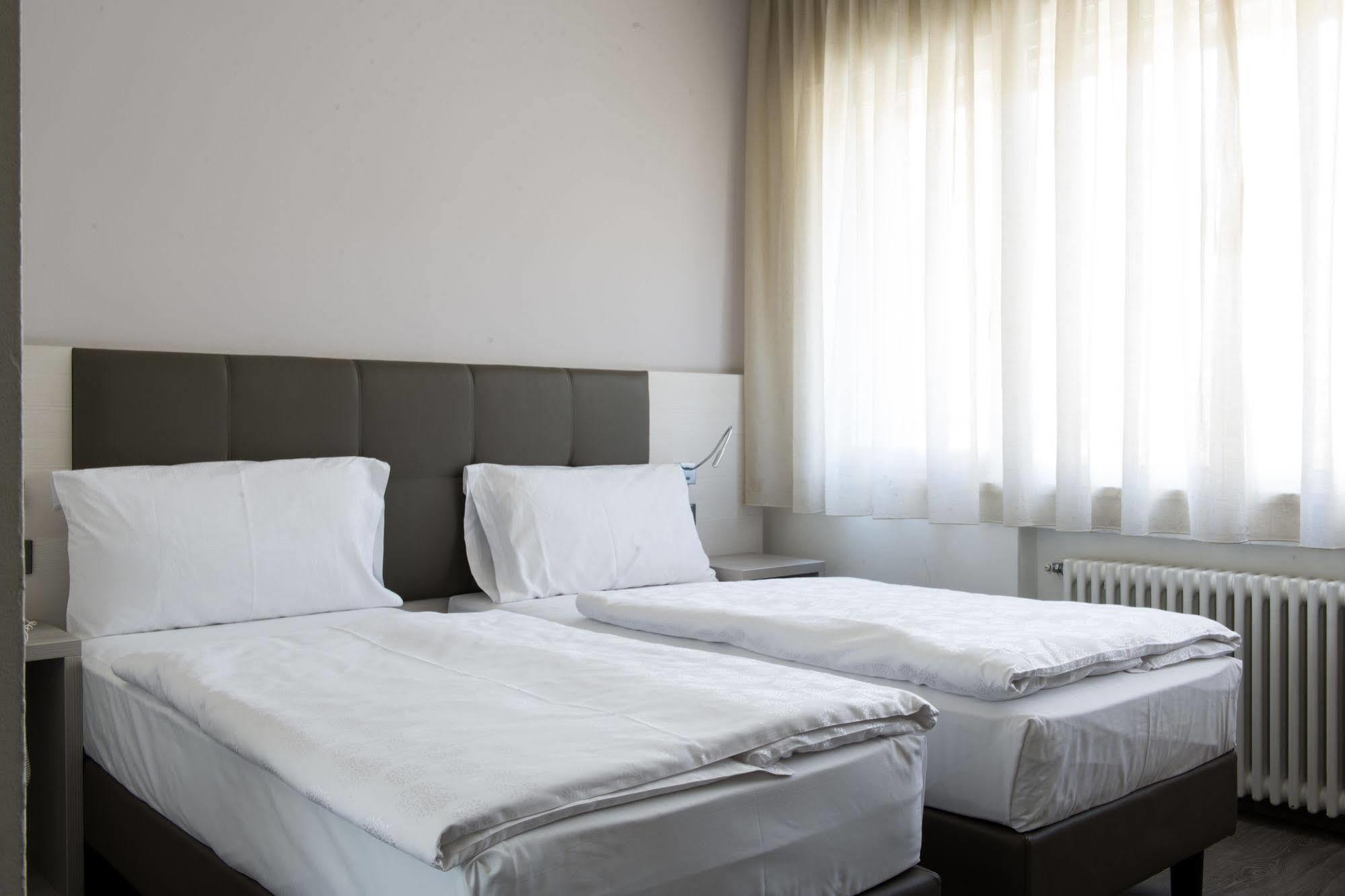 Hotel Ariston Болзано Екстериор снимка