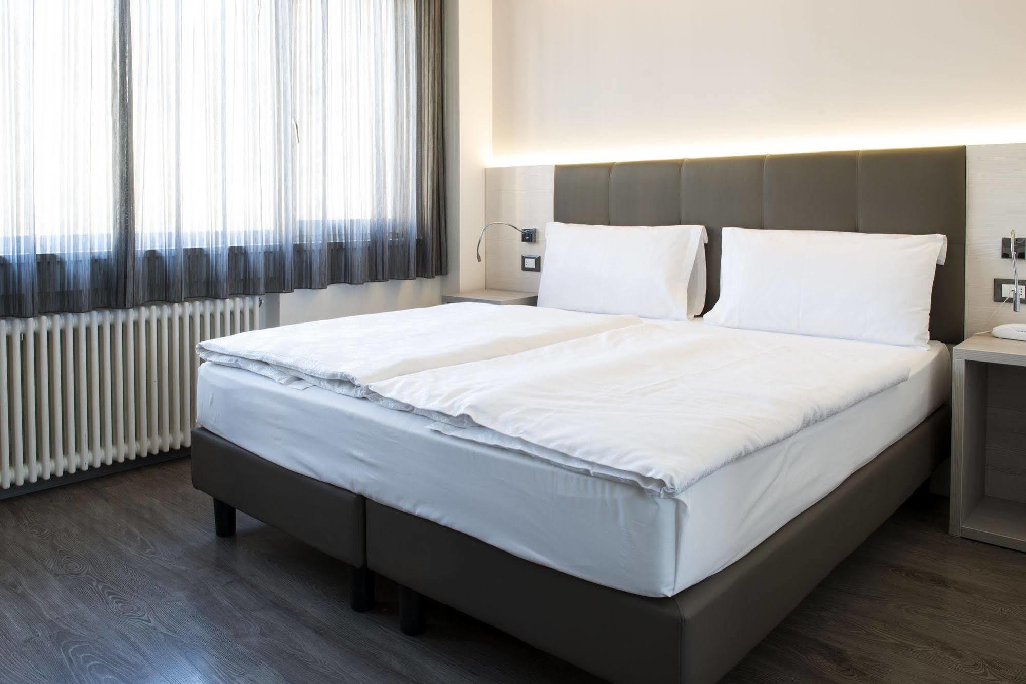 Hotel Ariston Болзано Екстериор снимка