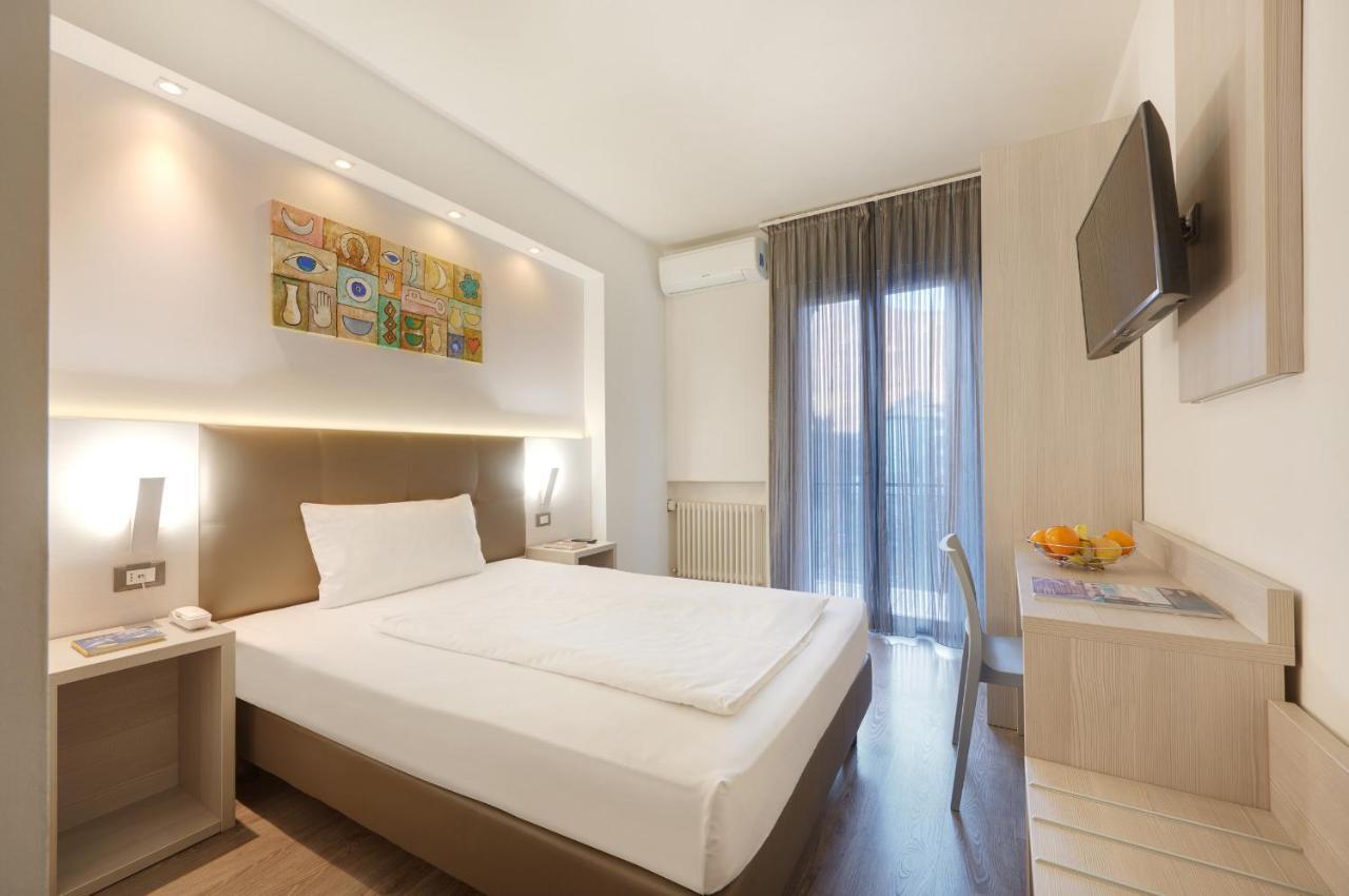 Hotel Ariston Болзано Екстериор снимка